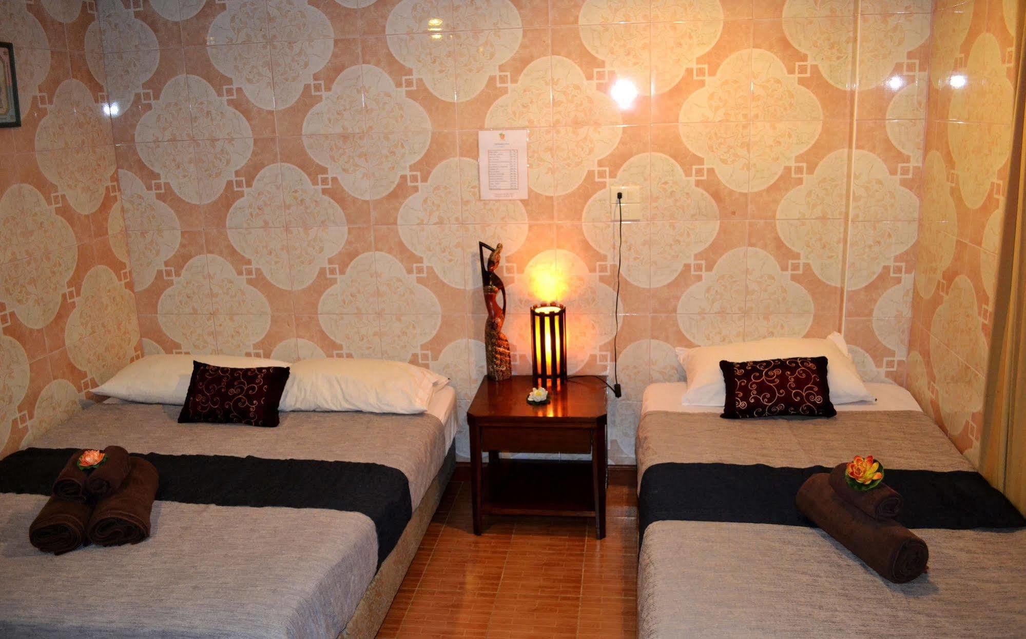 Welcome Marina Praia de Jomtien Exterior foto